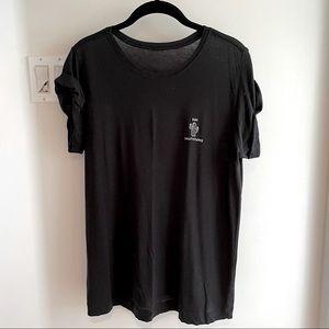Lululemon Tee